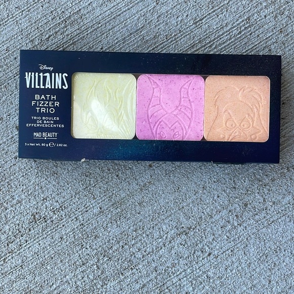 Disney Villains Bath Fizzer Trio NEW Passionfruit discontinued kids fun colorful - Picture 1 of 5